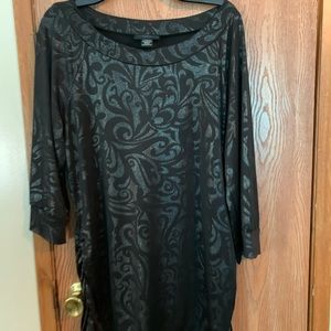 Black and silver shimmer legging shirt. NWOT